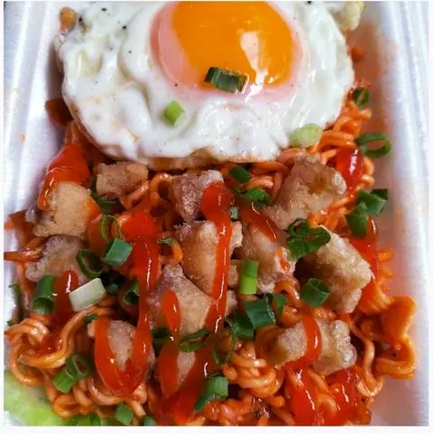Hình ảnh TRỘN 2 TRỨNG ỐP LA 