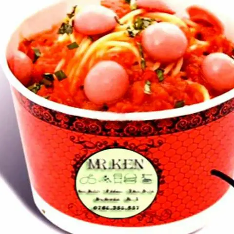 Hình ảnh Mì ý xúc xích
