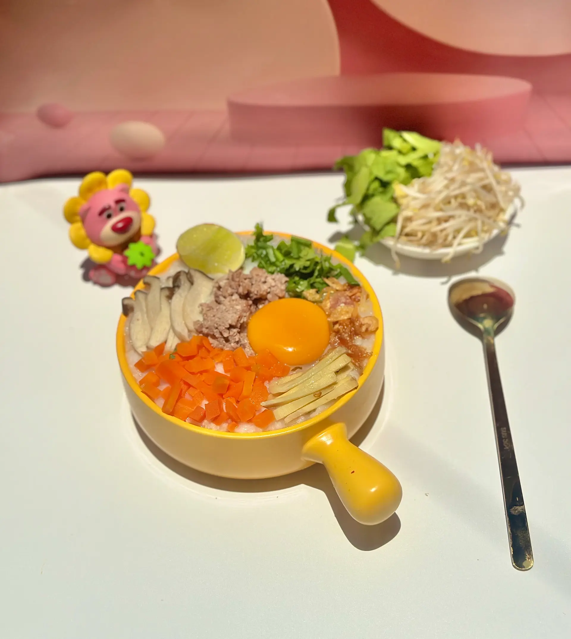 Hình ảnh Cháo Thịt Bằm Hột Gà
