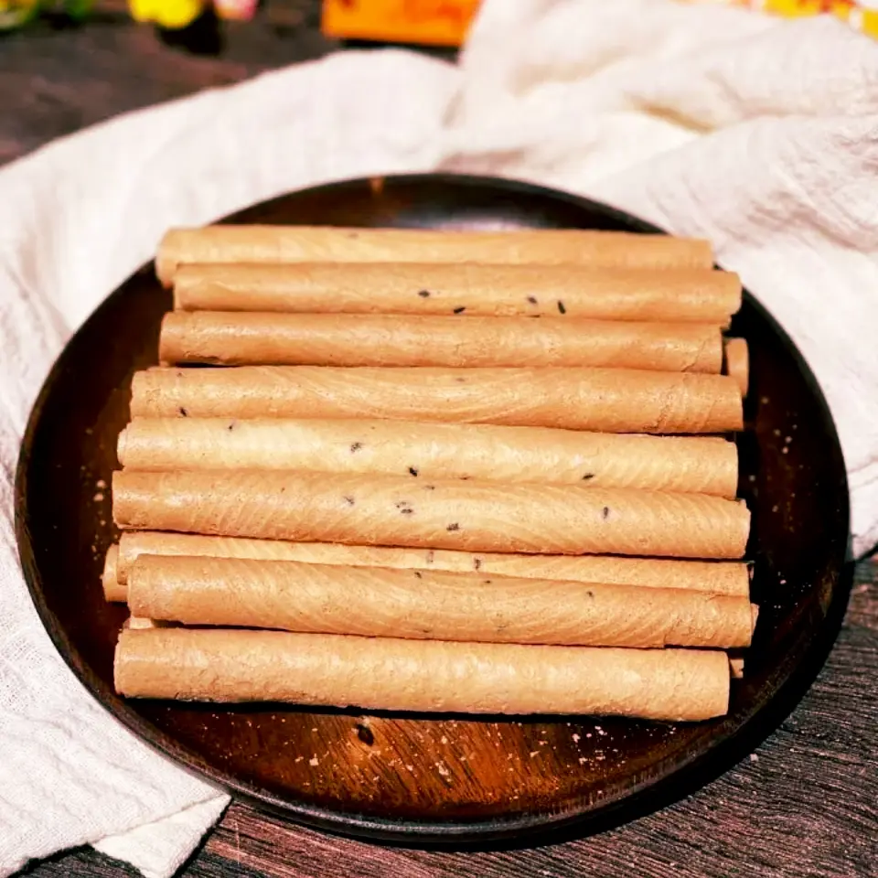 Hình ảnh Bánh Ống Mè Đặc Biệt