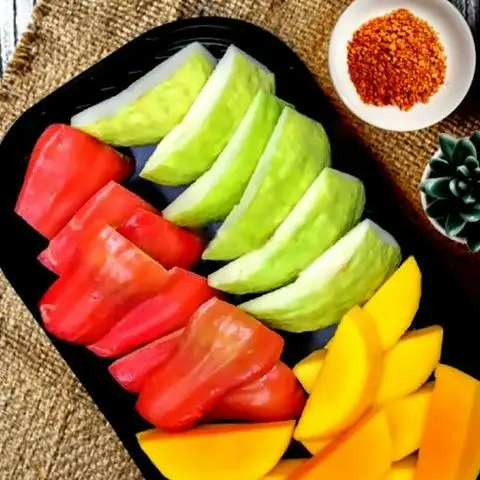 Hình ảnh Mận - Xoài - Sắn    600g  - Muối Tôm