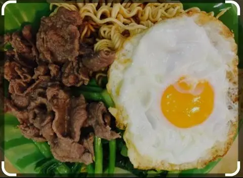Hình ảnh Mì xào bò trứng