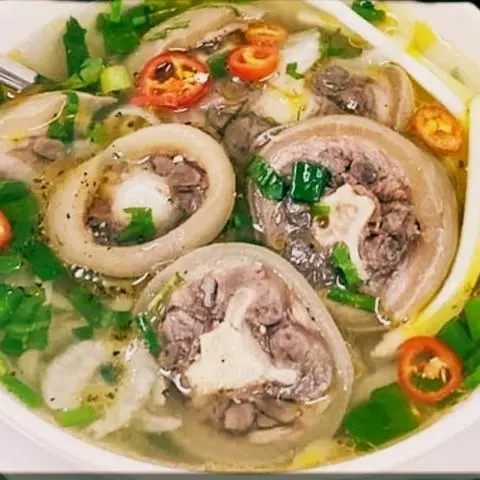 Hình ảnh phở đuôi bò
