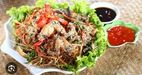 Hình ảnh Ếch Rang Muối Đĩa Lớn