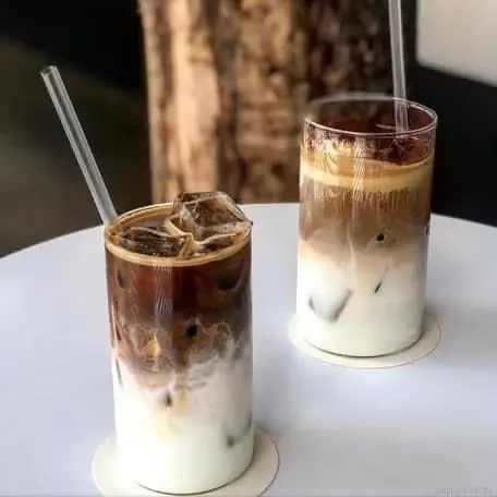 Hình ảnh Bạc sỉu đá