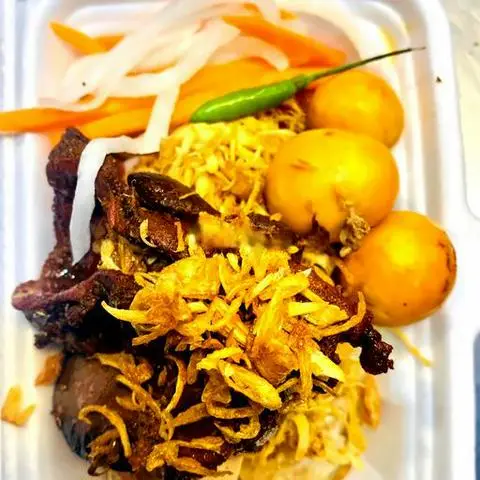 Hình ảnh Xôi thập cẩm thêm lòng gà - trứng non