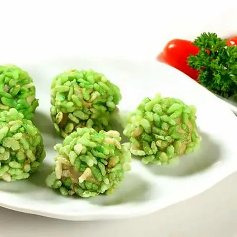 Hình ảnh 4 viên chả cốm xanh - Mới