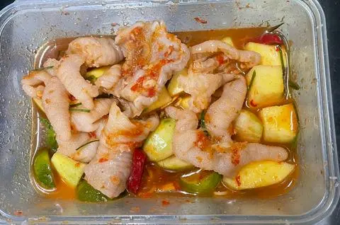 Hình ảnh Chân gà XẢ TẮC rút xương