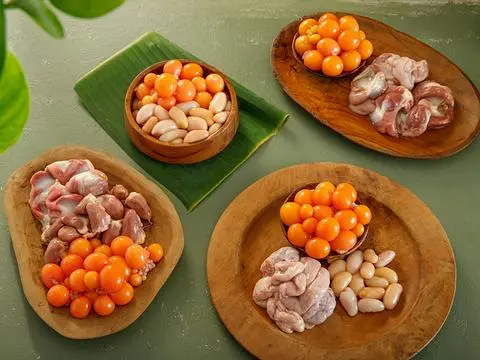 Hình ảnh Thố dồi trường - kê gà - trứng non hấp tiêu xanh