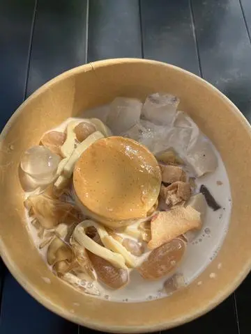 Hình ảnh Bánh flan thập cẩm