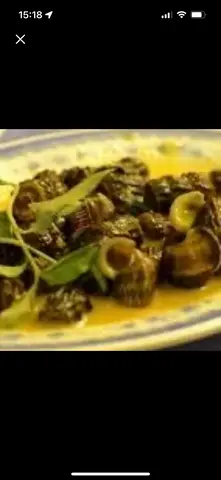 Hình ảnh ốc len xào trứng muối 