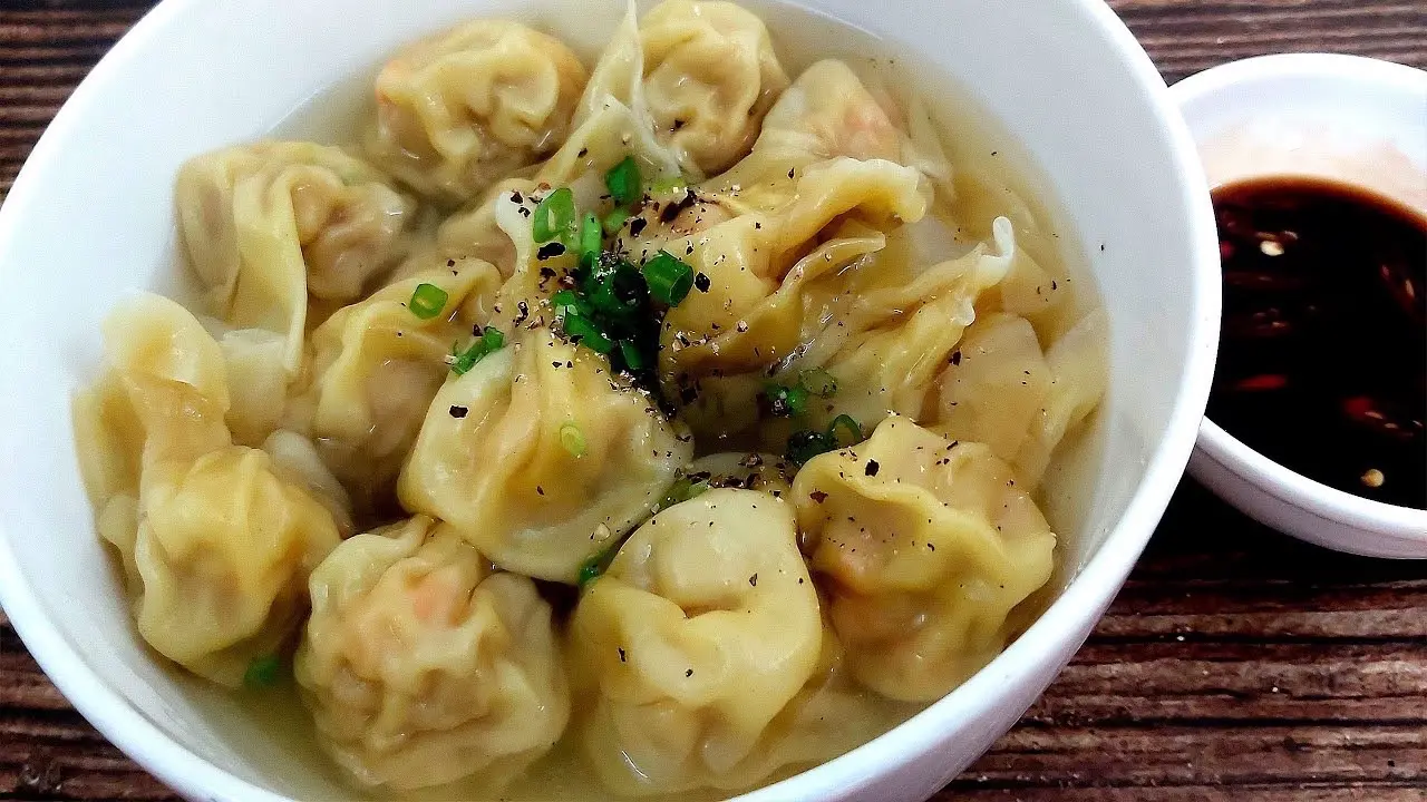 Hình ảnh  Nui / Hoành Thánh - Thập cẩm