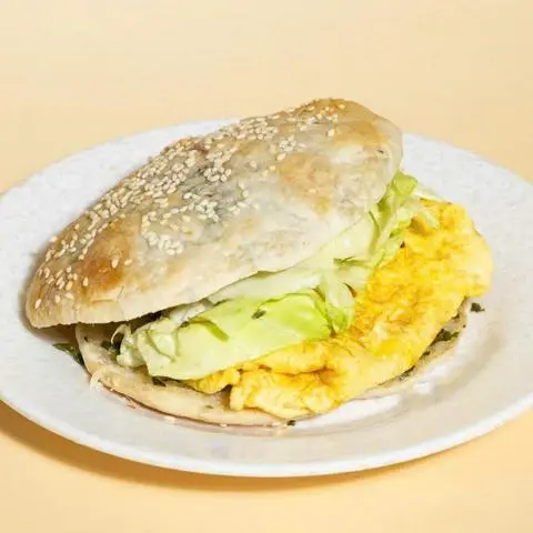 Hình ảnh Bánh Hành Nướng Trứng 煎蛋蔥燒餅