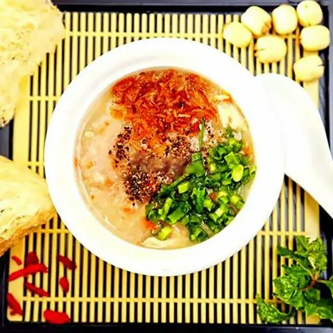 Hình ảnh Cháo tổ yến, thịt gà xé phay