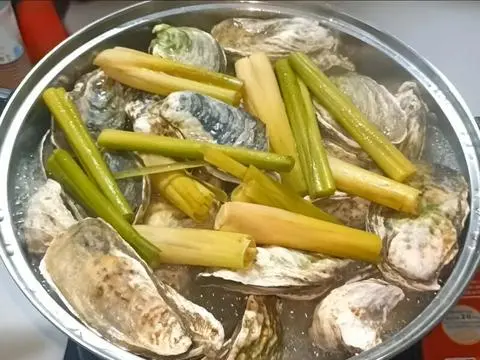 Hình ảnh HÀO HẤP SẢ LÁ CHANH