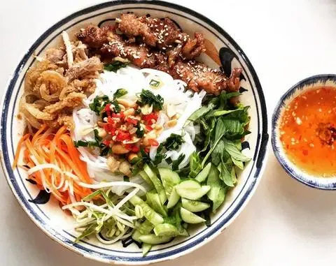 Hình ảnh Bún Thịt Nướng Đặc Biệt