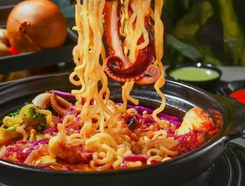 Hình ảnh Mì bạch tuộc