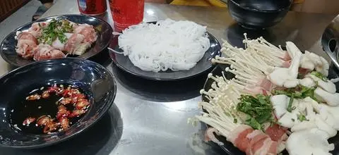 Hình ảnh bánh canh them