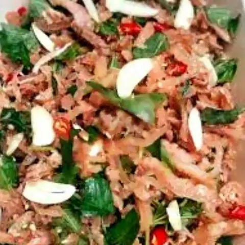 Hình ảnh Tré trộn tỏi ớt