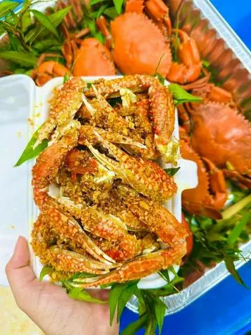 Hình ảnh càng ghẹ rang muối