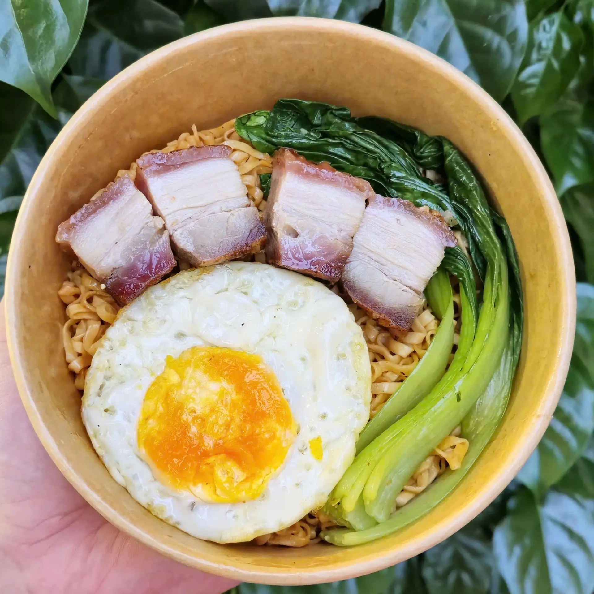 Hình ảnh Mì Trộn Heo Quay