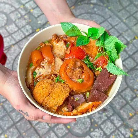 Hình ảnh Bún Riêu Cua Đầy Đủ+ Thịt