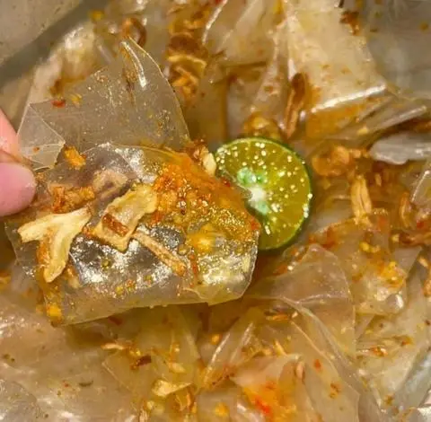 Hình ảnh Bánh tráng phơi sương hành phi sa tế