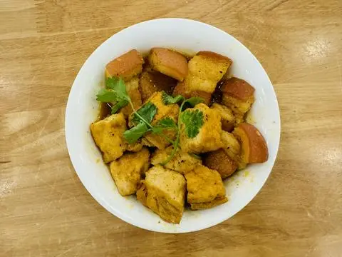 Hình ảnh Cơm thịt kho đậu hủ