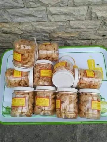 Hình ảnh Da heo lắc muối tỏi ớt hủ lớn