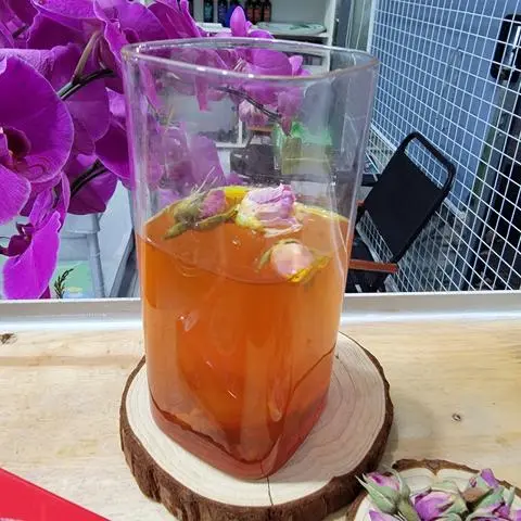 Hình ảnh Trà mật ong Sâm nhụy hoa nghệ tây saffron đông trùng 