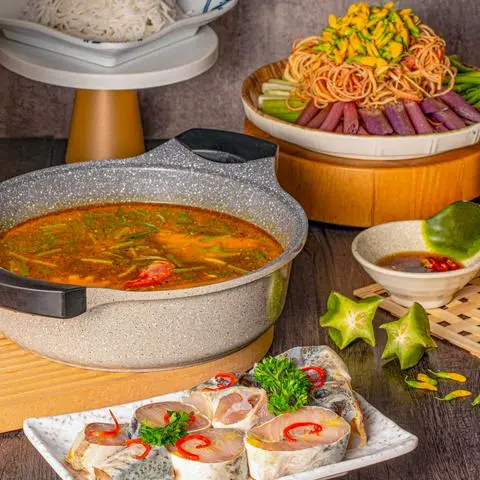 Hình ảnh Lẩu Khế Đầu Đuôi Cá Tầm