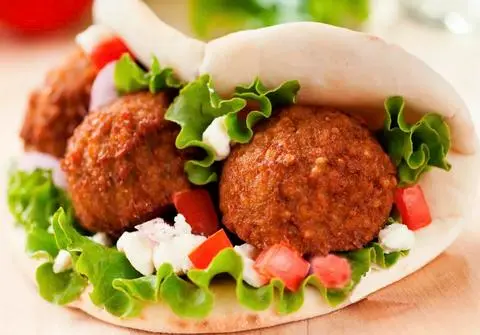 Hình ảnh Falafel w/ Pita