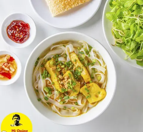 Hình ảnh Mì quảng cá lóc