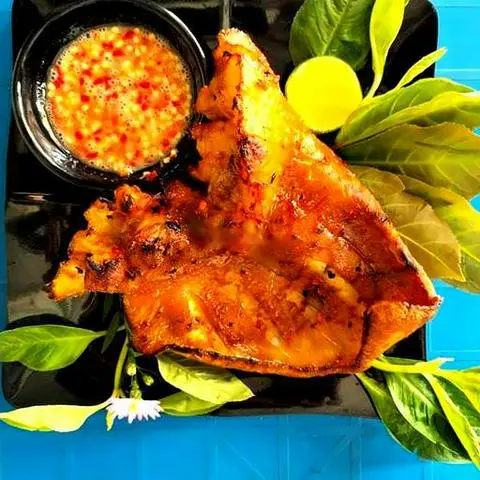 Hình ảnh Tai heo nướng