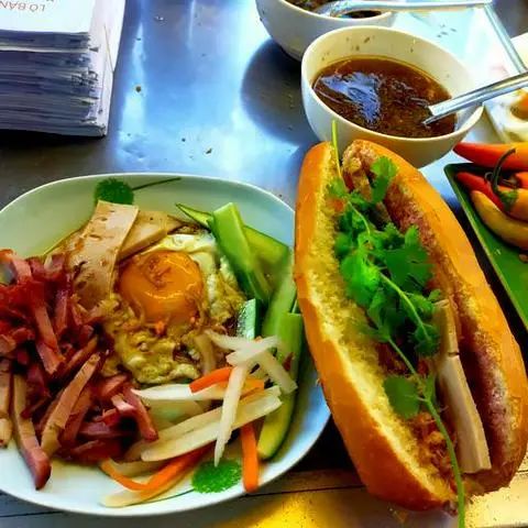 Hình ảnh Bánh Mì Thập Cẩm  5 Châu