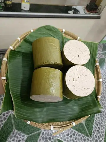 Hình ảnh Chả lụa lá chuối