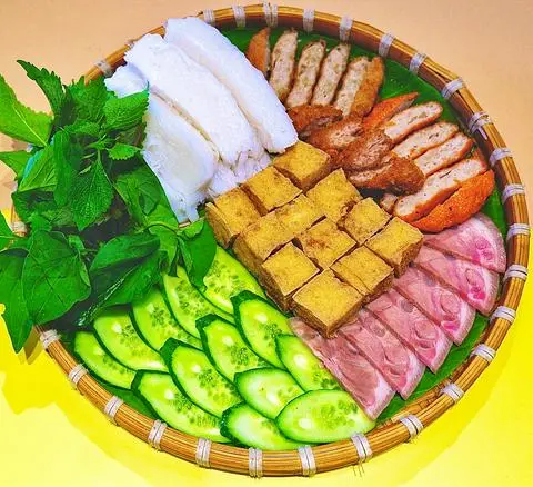 Hình ảnh Bún Đậu Tá Lá