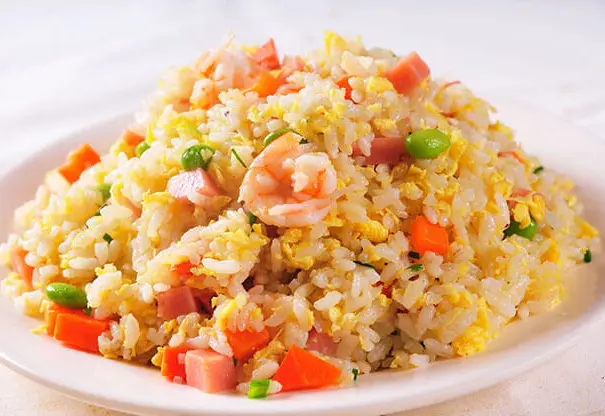 Hình ảnh Cơm chiên tôm + Trà đào