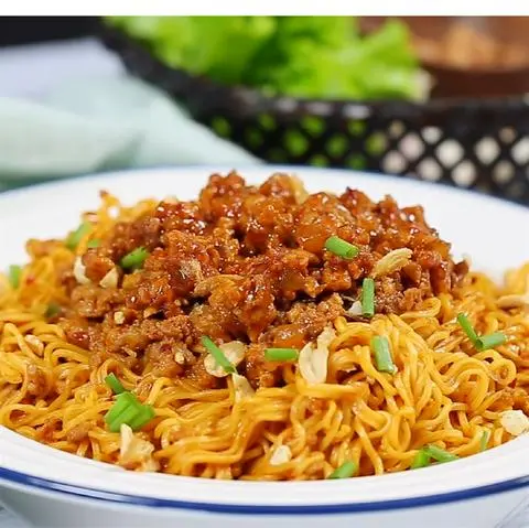 Hình ảnh mì trộn Hàn Quốc đặc biệt 