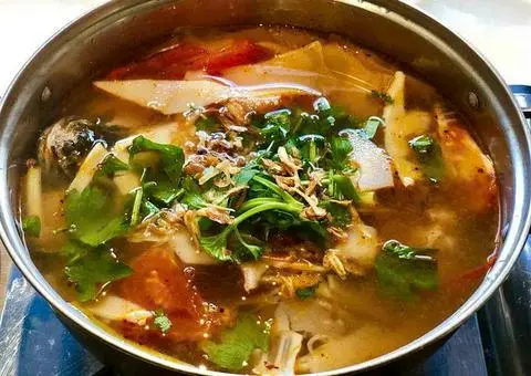 Hình ảnh Cá Chạch Nấu Măng Chua