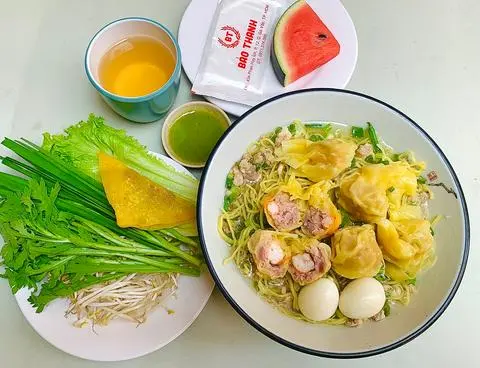 Hình ảnh Hủ Tiếu Khô - Sủi Cảo Tôm Thịt