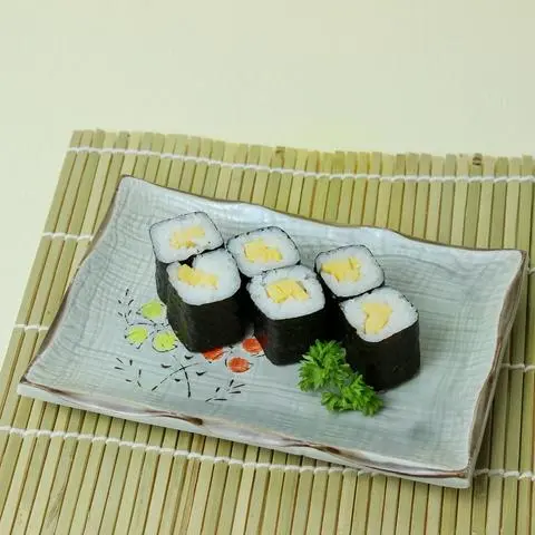 Hình ảnh MAKI TRỨNG