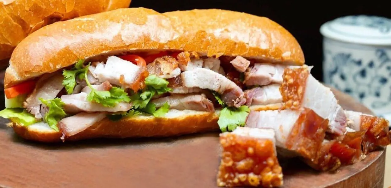 Hình ảnh Bánh mì heo quay
