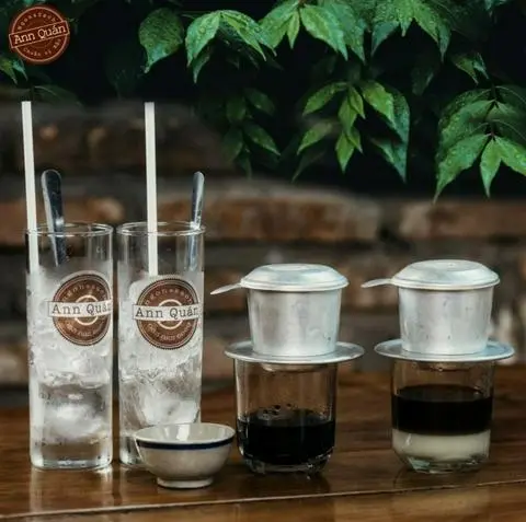 Hình ảnh Cà phê đen (đá/nóng)