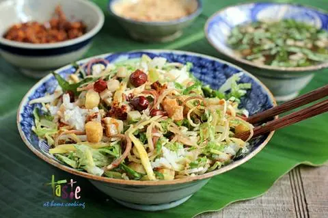 Hình ảnh Cơm Hến Chay