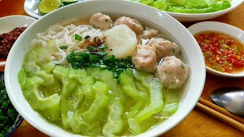 Hình ảnh Bún Mọc Khổ Qua thanh mát