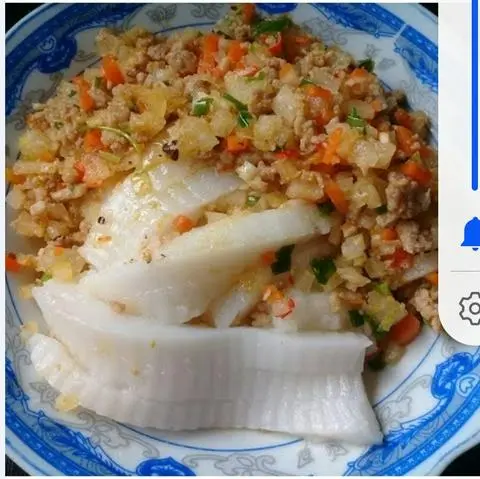 Hình ảnh Bánh Bột Chả Lụa Sa Đéc 