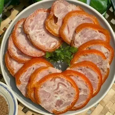 Hình ảnh Thịt Nguội 500Gr - Tặng 5 Bánh Mini