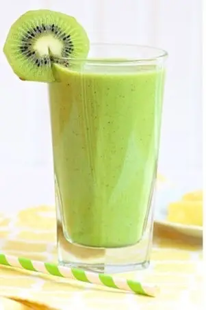Hình ảnh Trà sữa trân châu caramen kiwi (500ml)