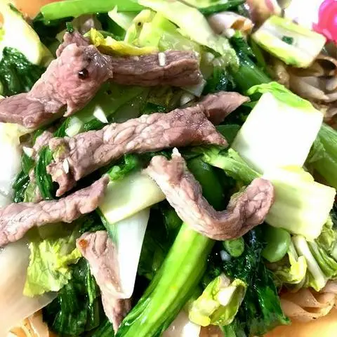 Hình ảnh Hủ tíu xào bò